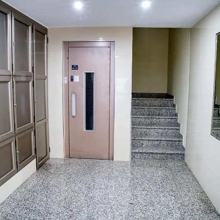 Muy Amplio, Con Wifi Y A 12 Minutos Del Centro *