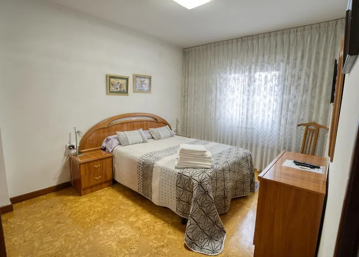 Muy Amplio, Con Wifi Y A 12 Minutos Del Centro